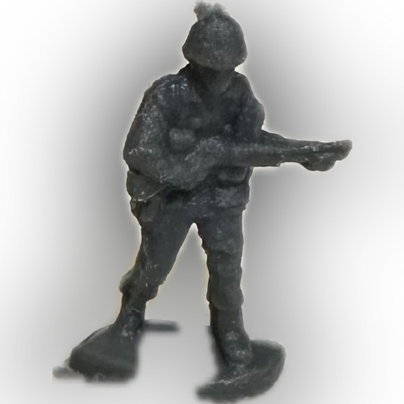 VTG Y2K TINY ARMY MAN MILITARY 1” TOY STORY MINIATURE ACTION FIGURE COLLECTIBLE - Picture 4 of 9